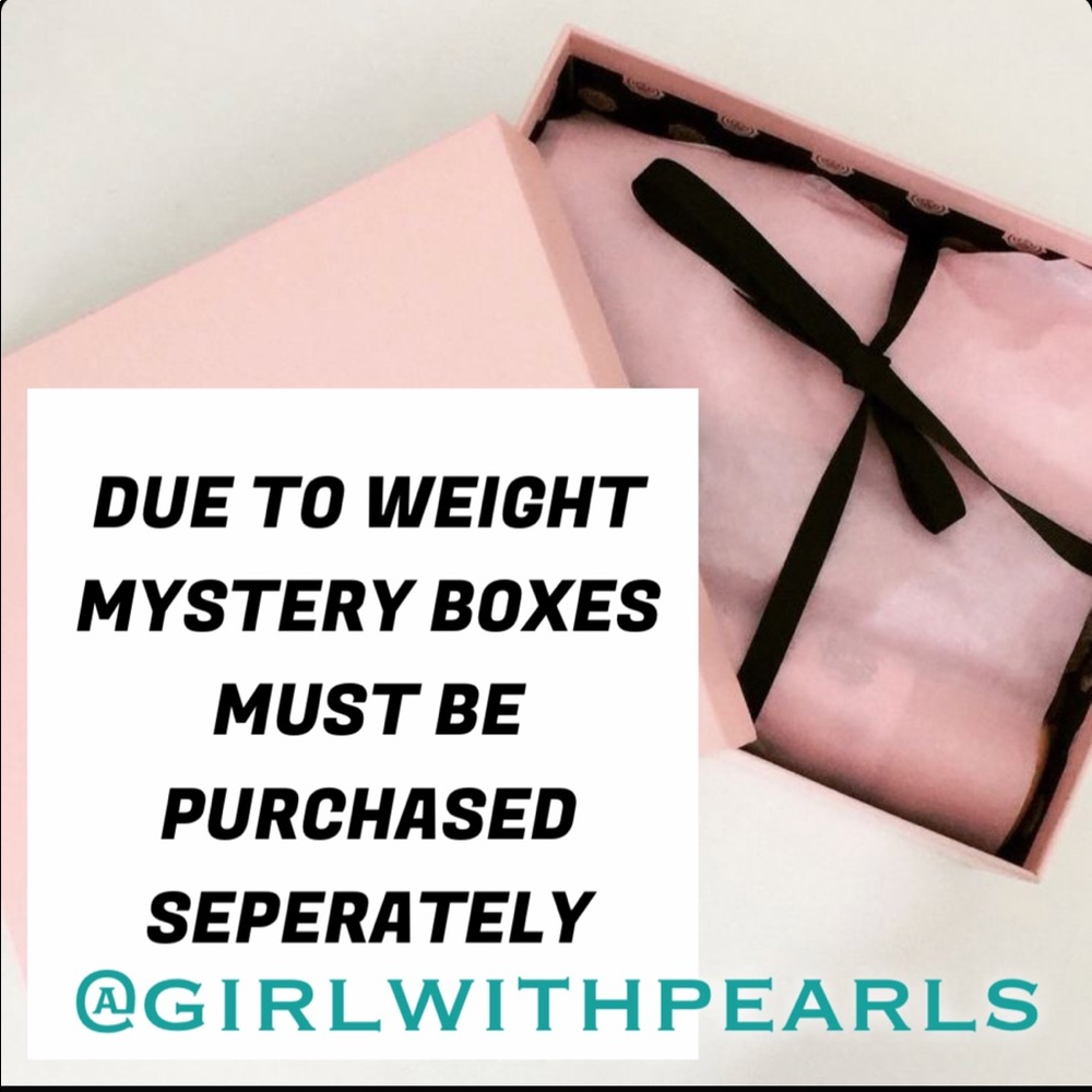 EMBELLISHED SWEATERS MYSTERY BOX (1 item) ❣️LAST🎁 - Picture 3 of 8